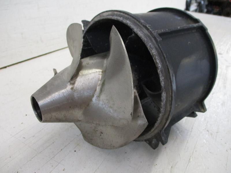 ポリプテルス 95 Polaris SLT 750 Triple PWC Jet Pump Impeller Housing 5130982